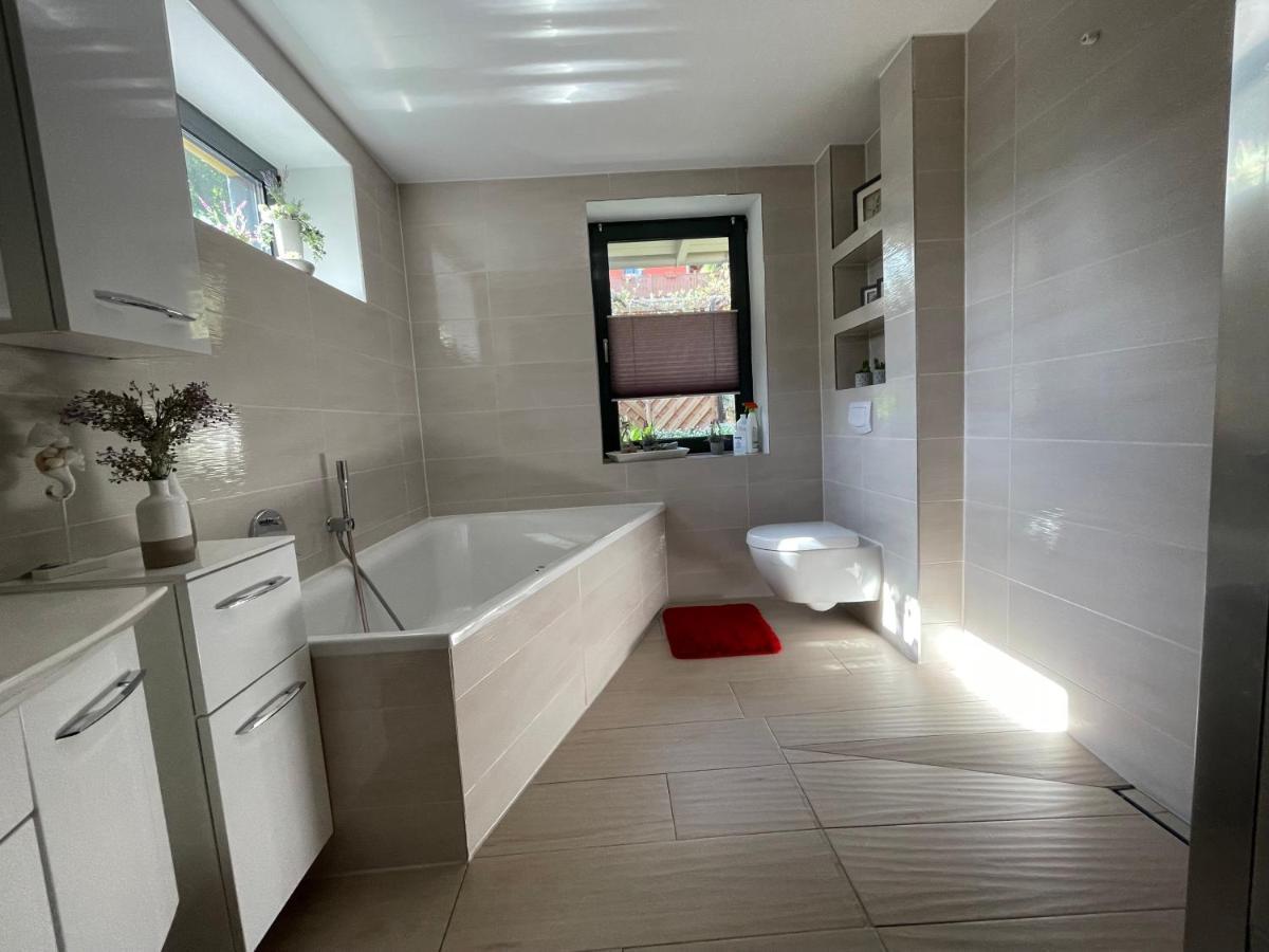 Ferienhaus Nicole Ii, Barrierefrei, Mit Hiro Lift เควดลินบวร์ก ภายนอก รูปภาพ