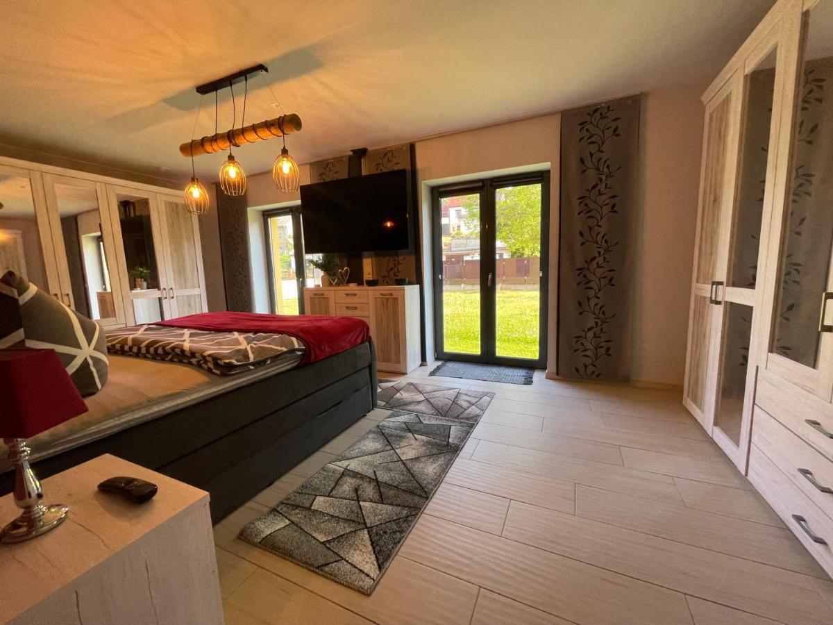 Ferienhaus Nicole Ii, Barrierefrei, Mit Hiro Lift เควดลินบวร์ก ภายนอก รูปภาพ